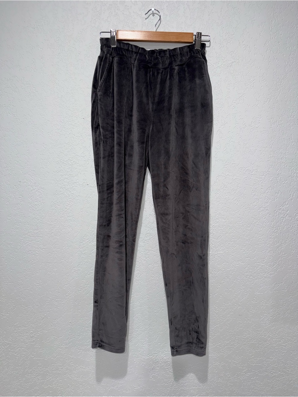Free Press Womens Velour Elastic-Waist Pants in Charcoal Gray